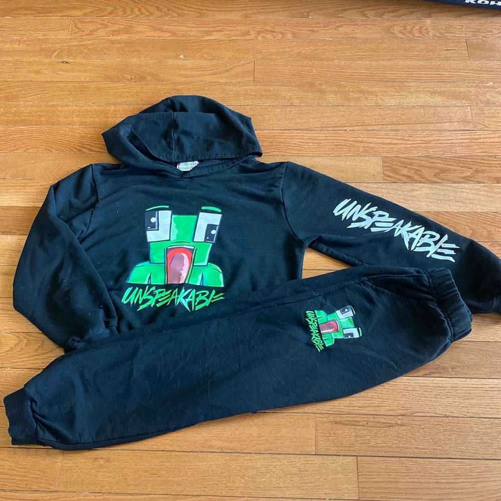 UNSPEAKABLE Sweatsuit